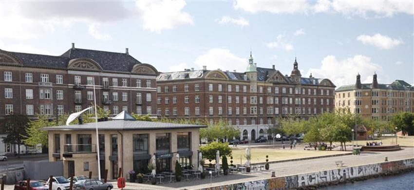 EF Islands Brygge